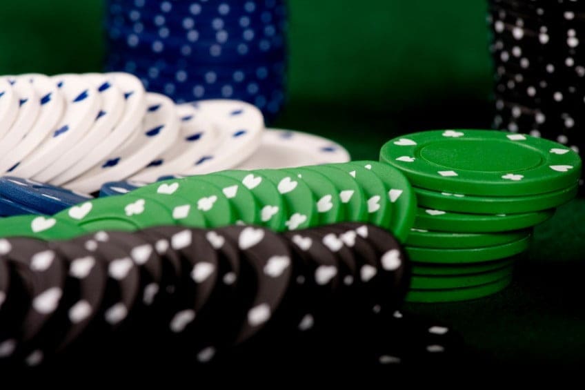 Ano ang Rake Sa Poker? 2 lc rake 2
